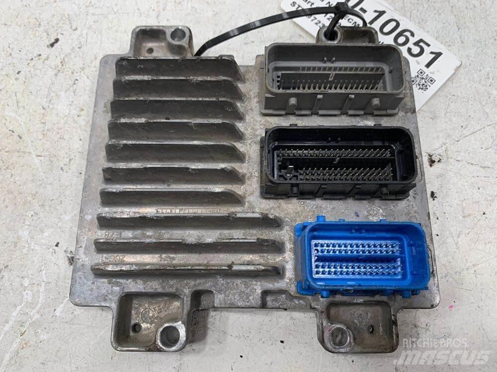 Isuzu NPR Kabine in notranjost