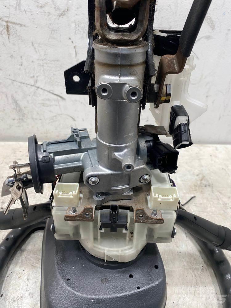 Isuzu NPR Druge komponente