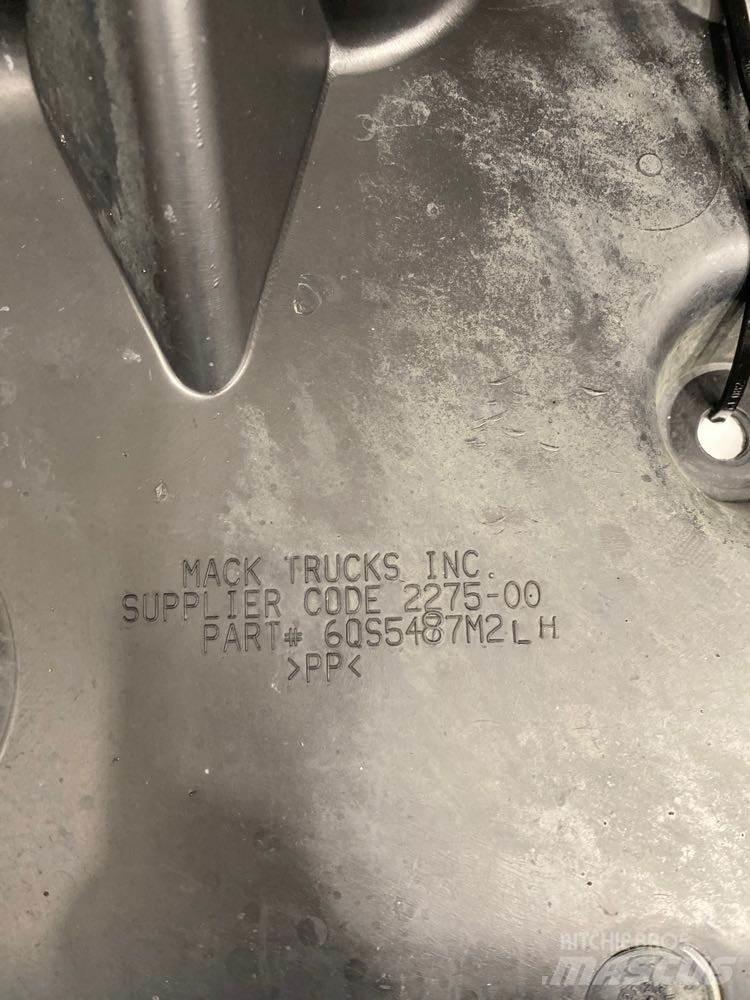 Mack CXU Druge komponente