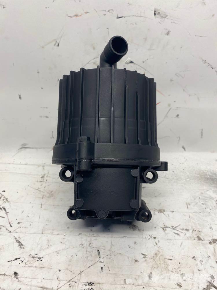 Mack MP8 Transport - drugo