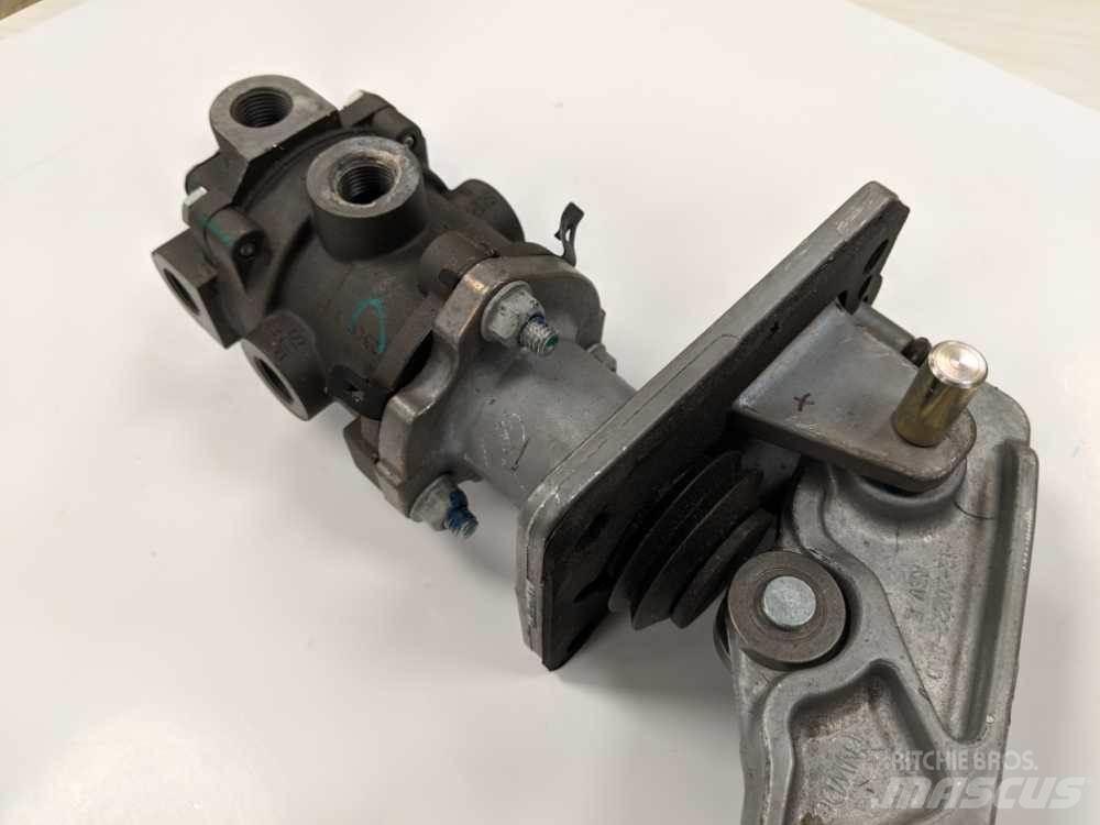 Meritor  Zavore