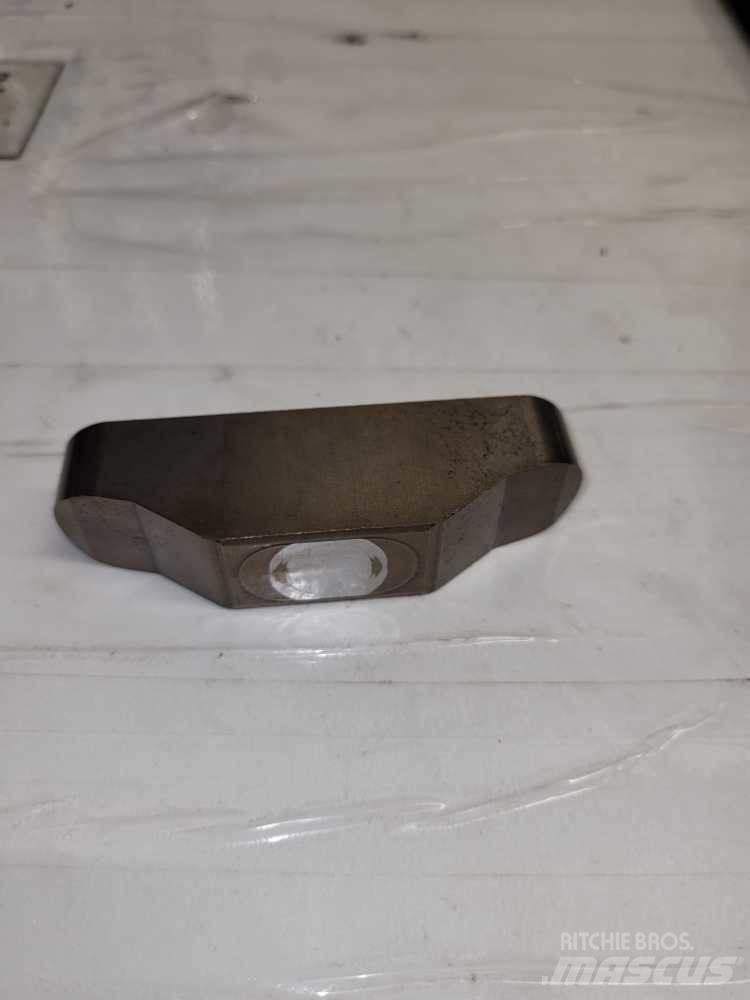 Volvo D13 Druge komponente