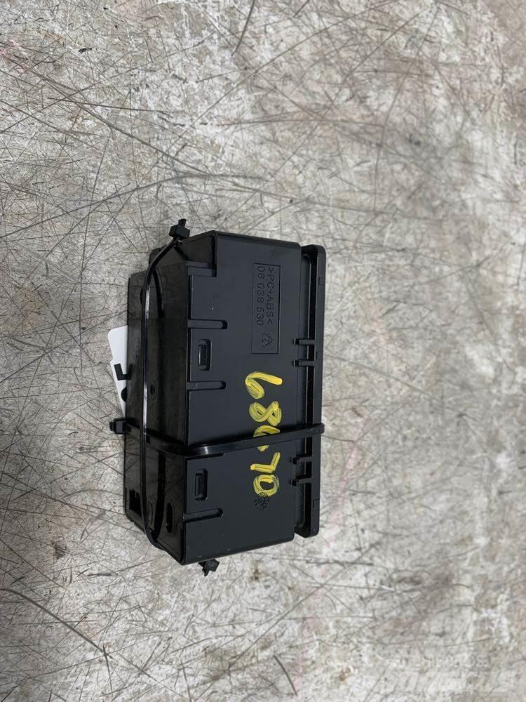 Volvo VNL Elektronika