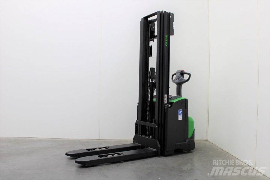 Cesab S 214 / 445 Ročni električni viličar