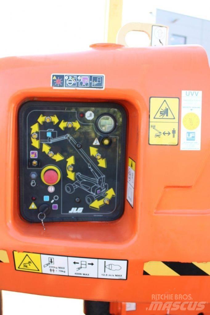 JLG M 600 JP Zglobne dvižne ploščadi