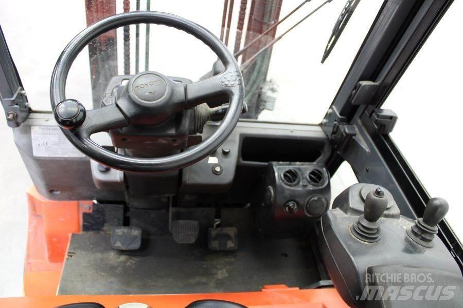 Toyota 7FBM25 Električni viličarji