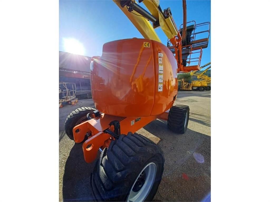 JLG 450AJ Zglobne dvižne ploščadi