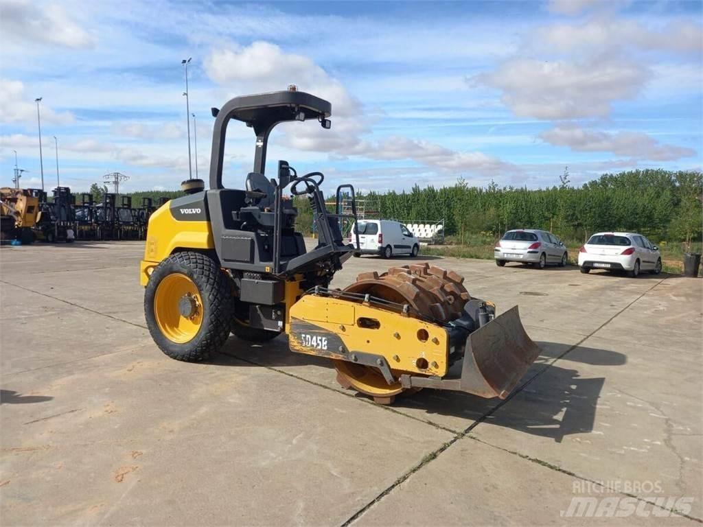 Volvo SD45B Enojni valjarji