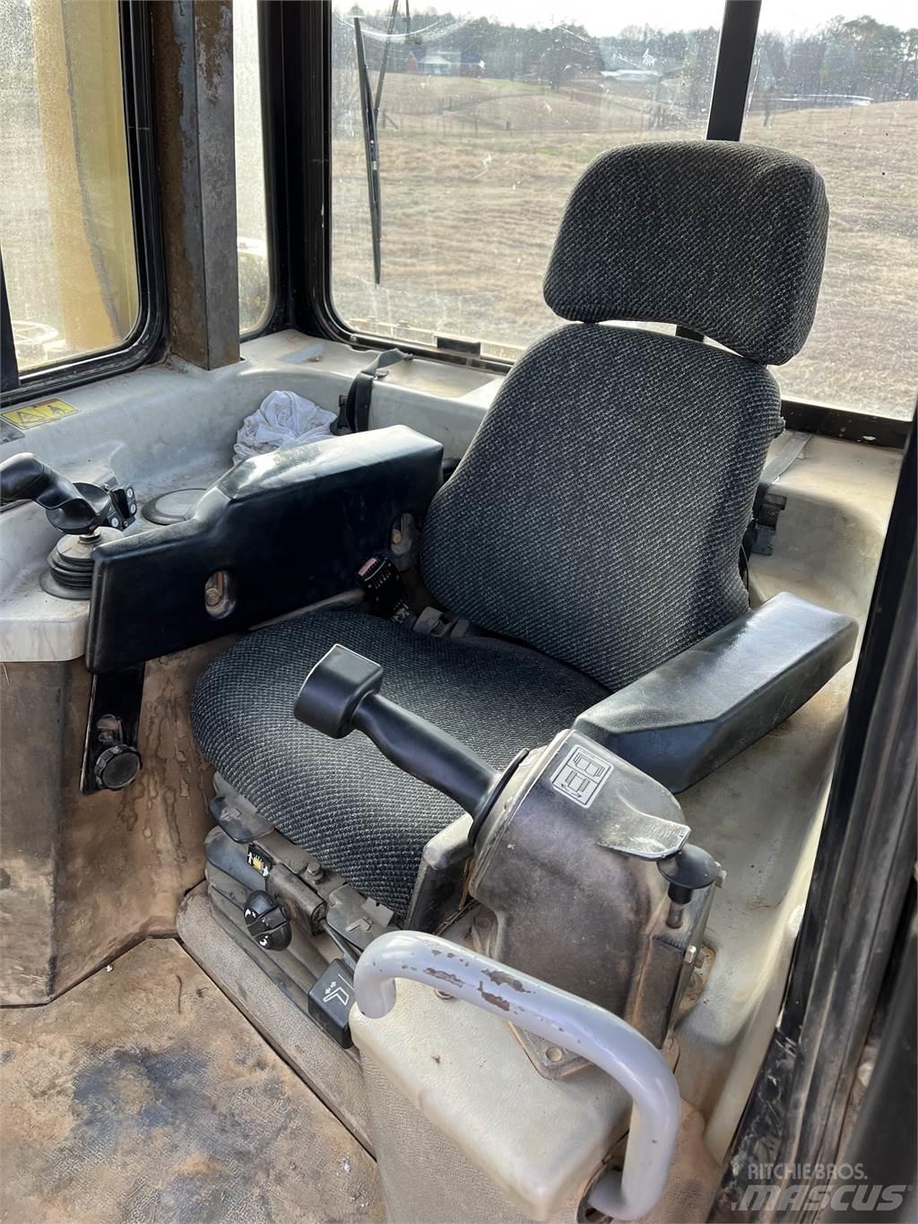 CAT D6R XL Buldožerji goseničarji