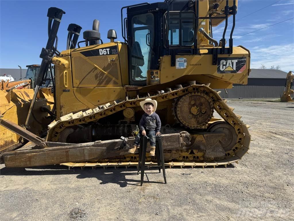 CAT D6T Drugo
