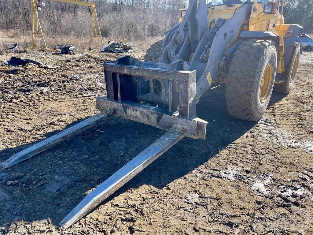Volvo L70E Kolesni nakladalci