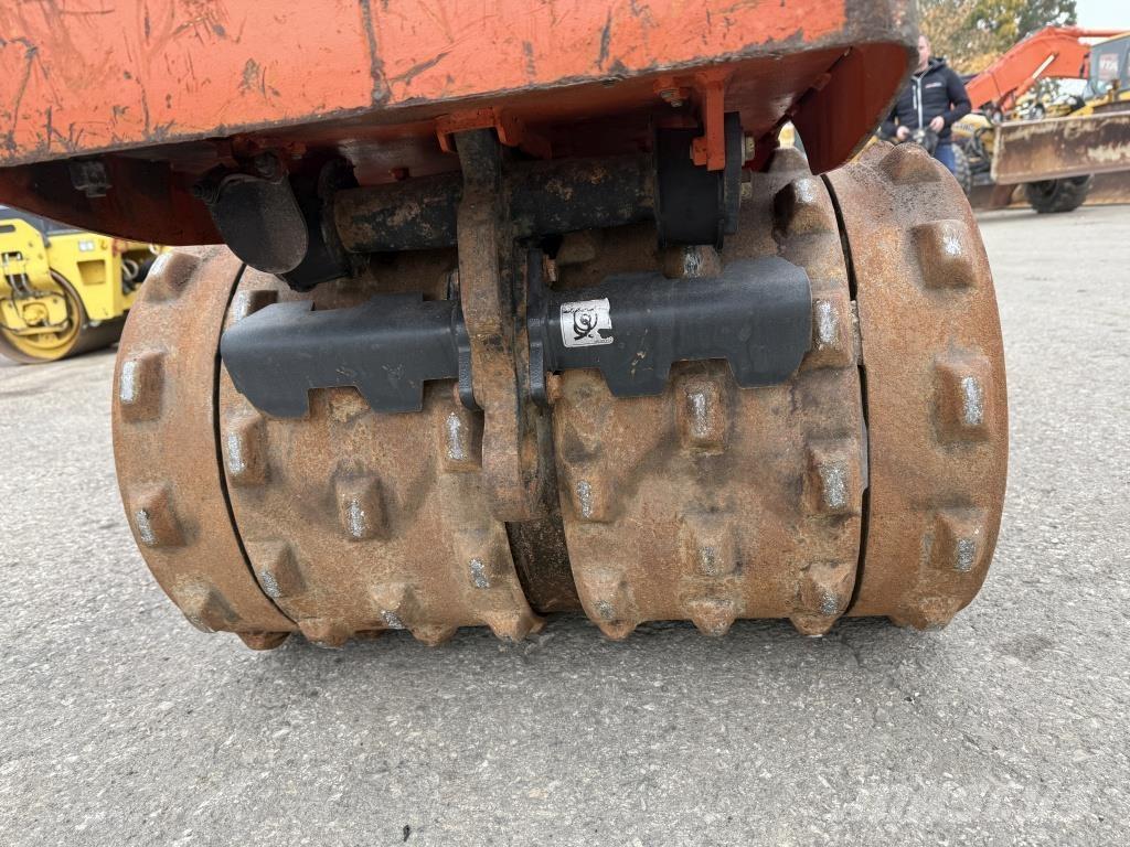 Bomag BMP 8500 Kompaktorji tal