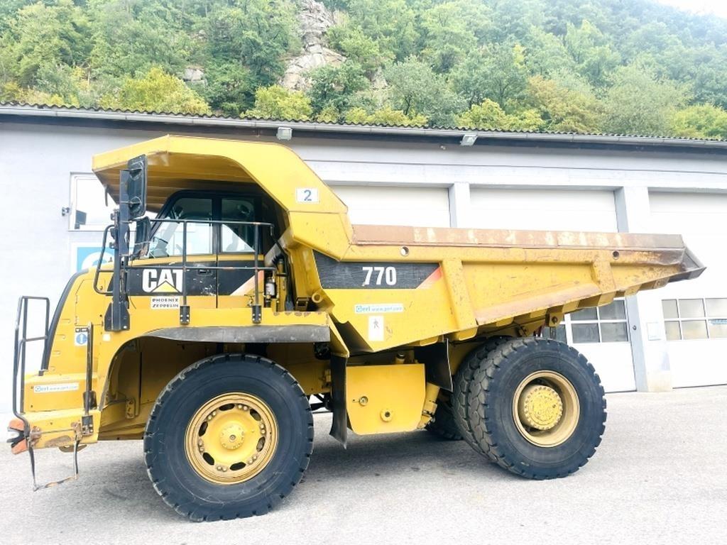 CAT 770 Zglobni demperji