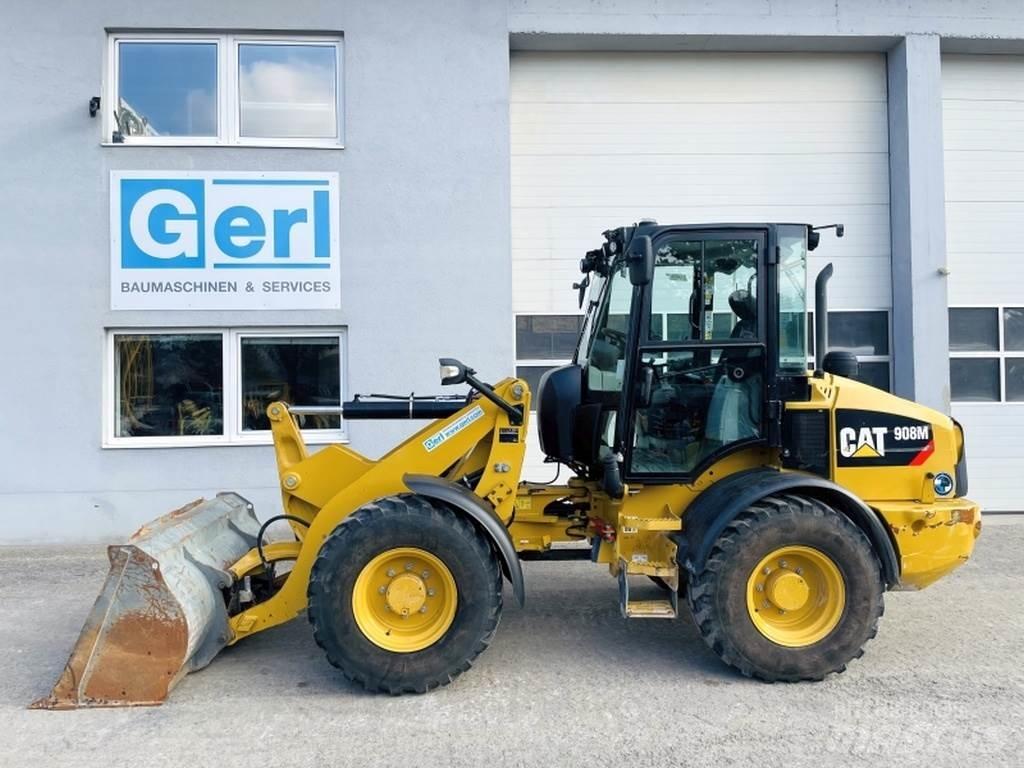 CAT 908M Kolesni nakladalci