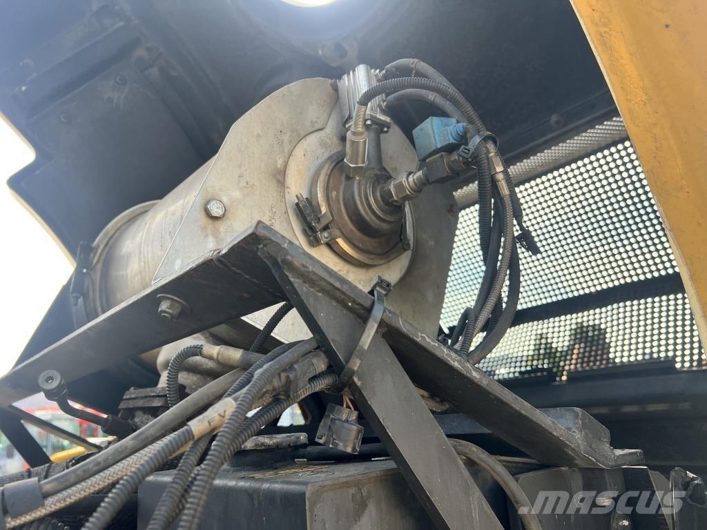 CAT 950 H Kolesni nakladalci