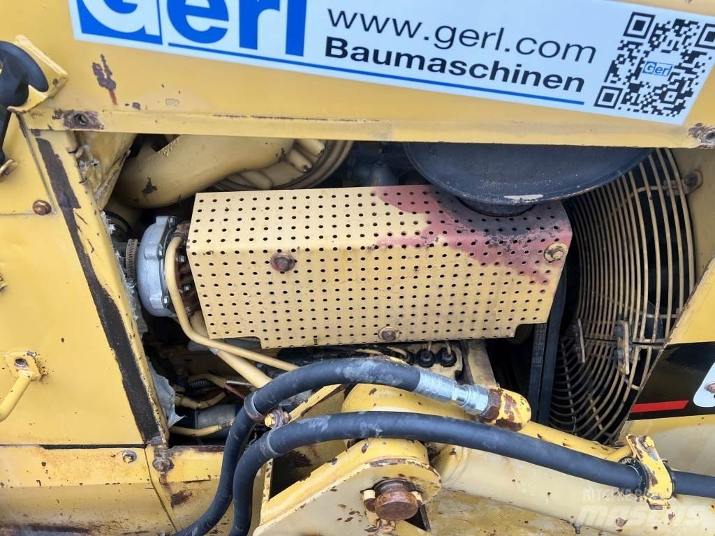 CAT D 5 H Buldožerji goseničarji