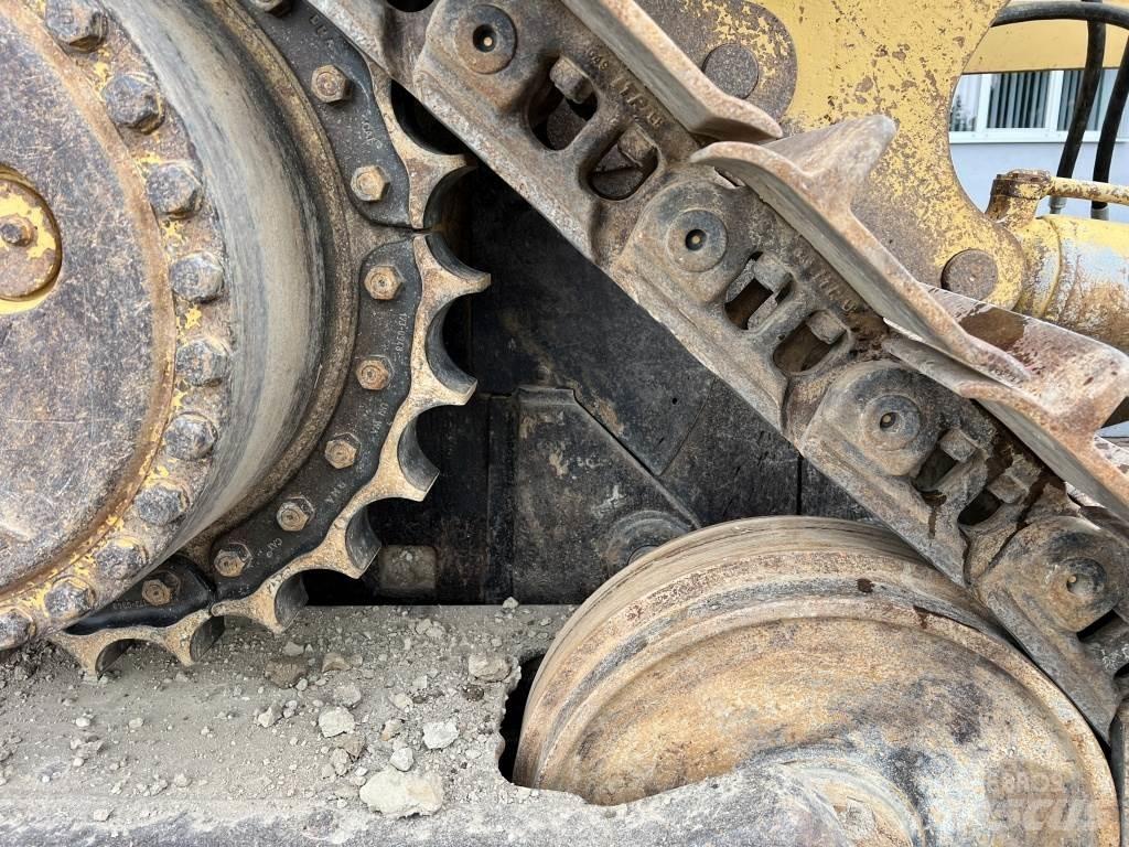 CAT D 7 H Buldožerji goseničarji