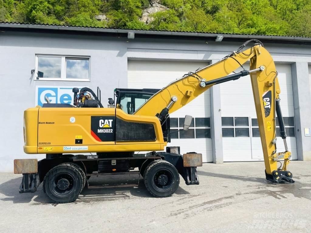 CAT MH3022 Bagri za prekladanje primarnih/sekundarnih surovin