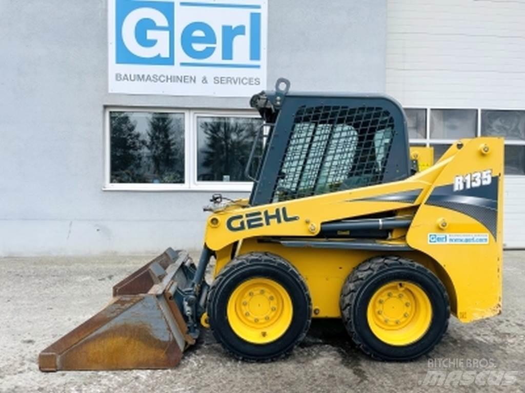Gehl R135 Skid steer mini nakladalci