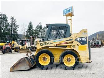 Gehl SL4240 Skid steer mini nakladalci
