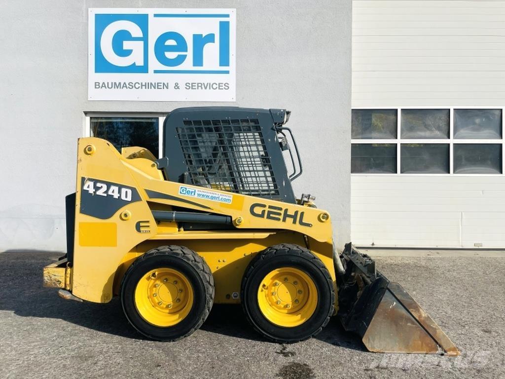 Gehl SL4240 Skid steer mini nakladalci