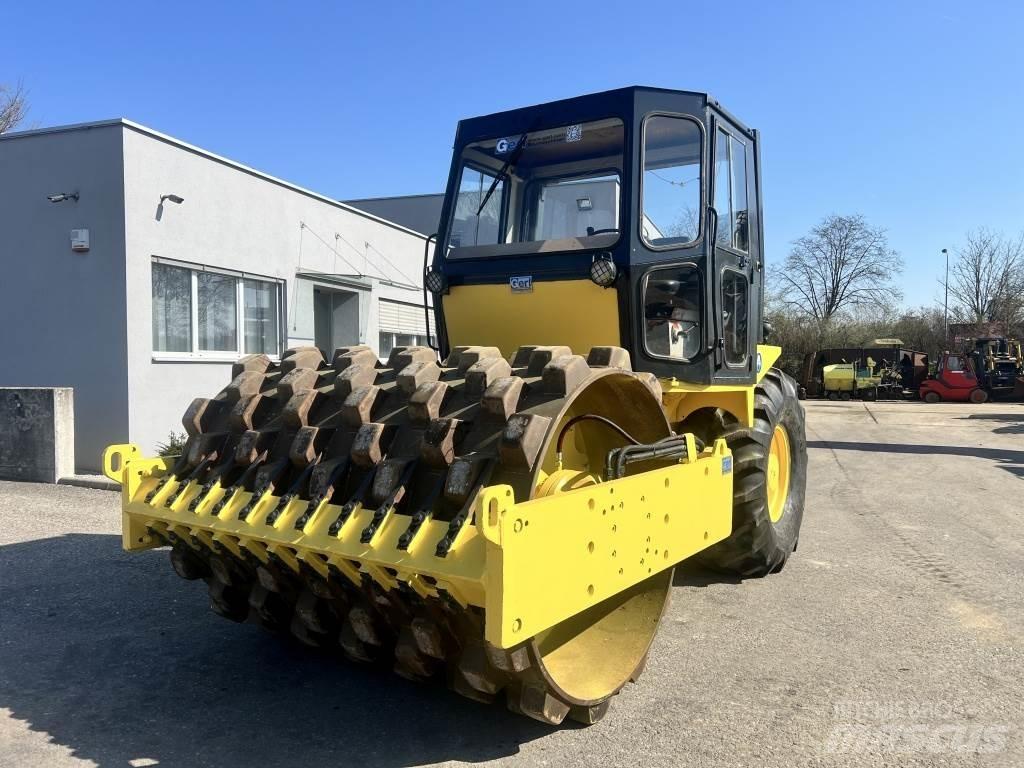 JCB Vibromax W 1402 PD Enojni valjarji