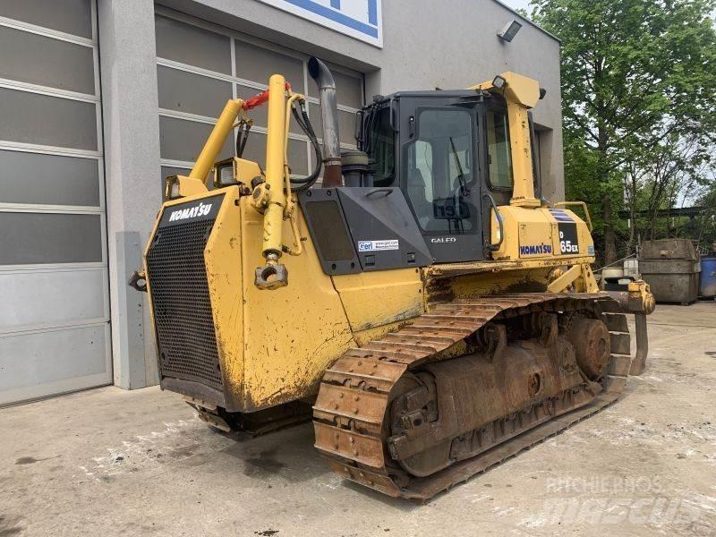 Komatsu D 65 EX-15 Buldožerji goseničarji