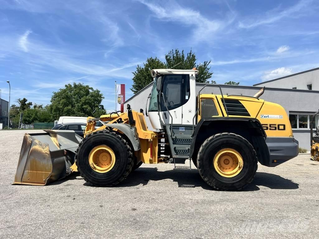 Liebherr L 550 Kolesni nakladalci