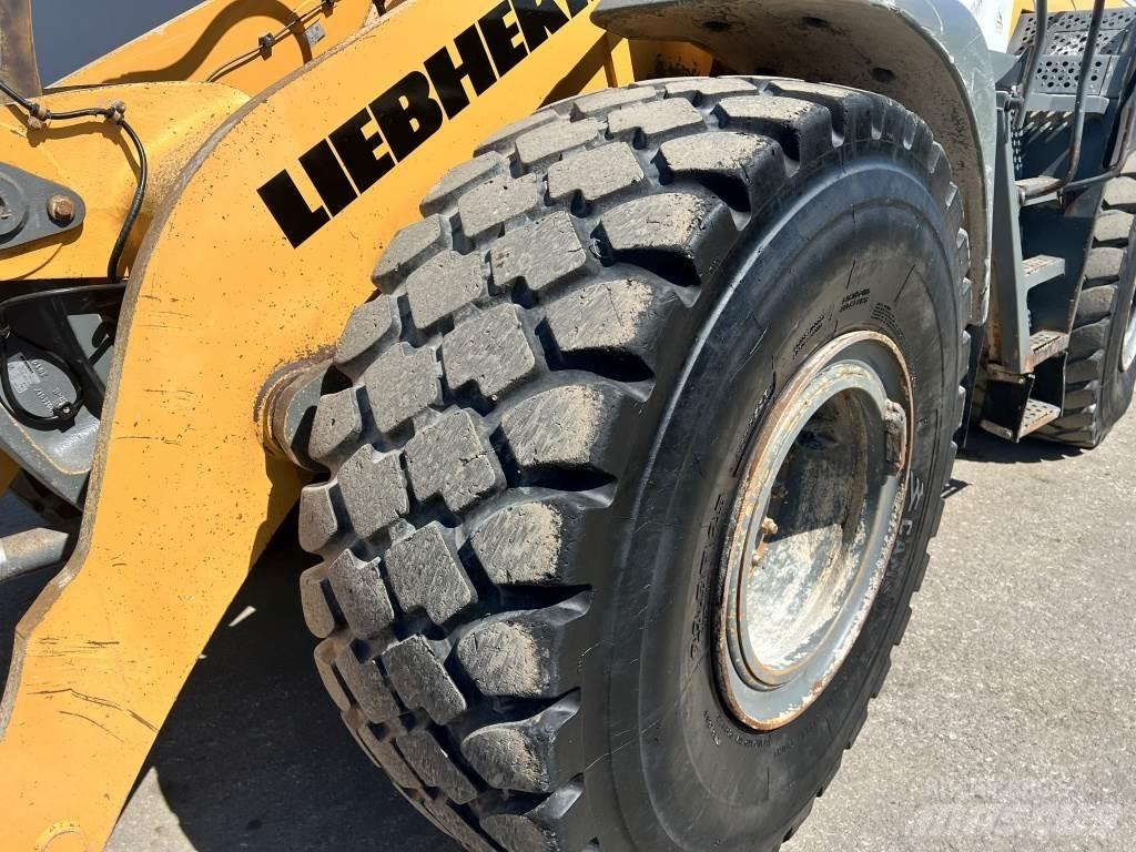 Liebherr L 556 Kolesni nakladalci