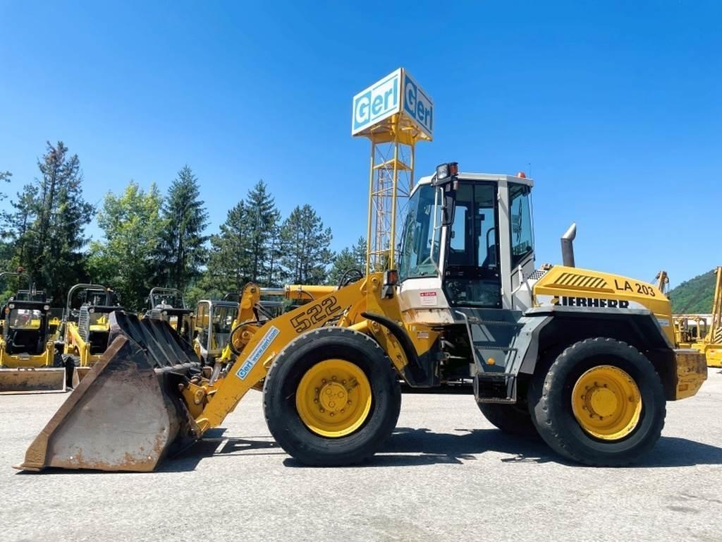 Liebherr L522 Kolesni nakladalci