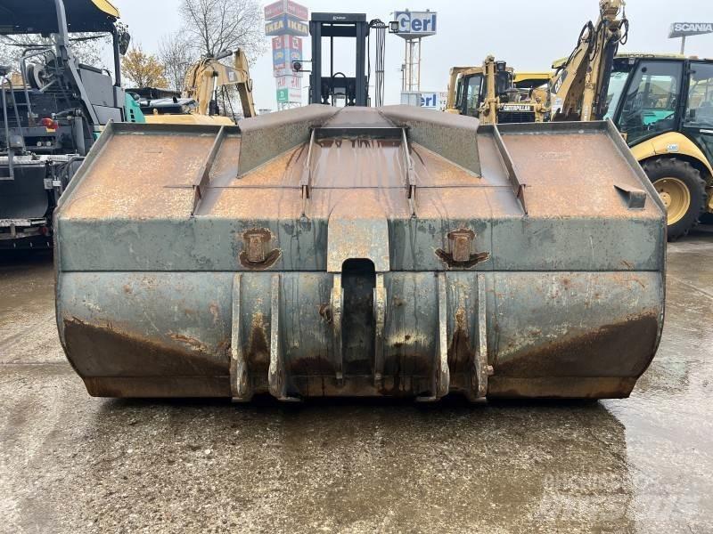 Liebherr Schaufel L 574 Kolesni nakladalci