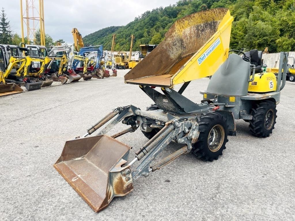 Neuson 2001 Selbstlader Ne cestni demperji