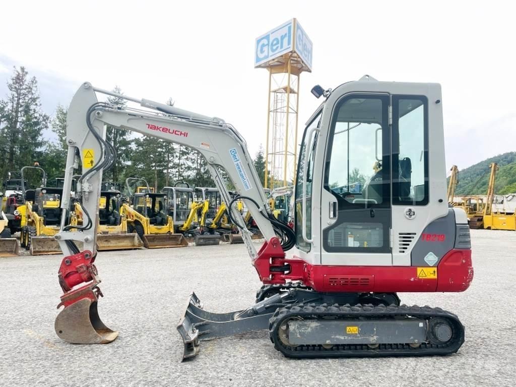 Takeuchi TB219 Mini bagri <7t