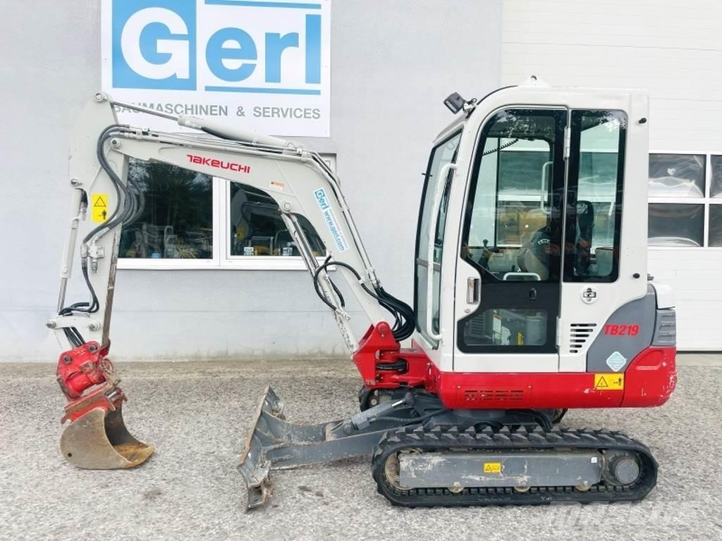 Takeuchi TB219 Mini bagri <7t