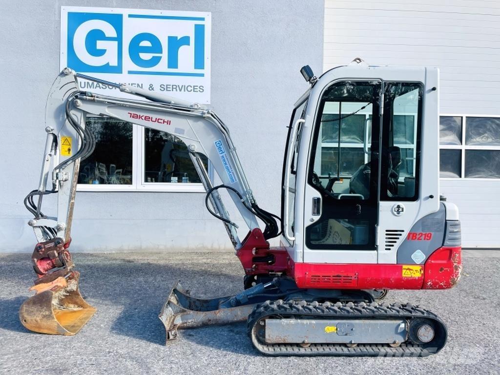 Takeuchi TB219 Mini bagri <7t