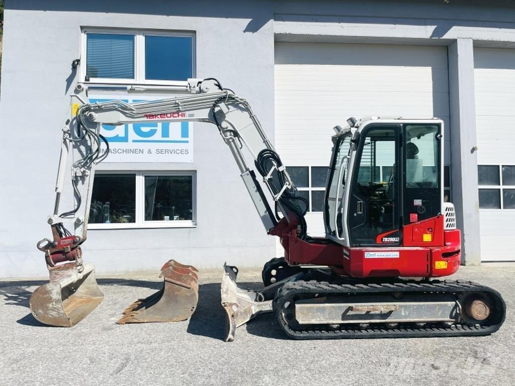 Takeuchi TB280FR Mini bagri <7t