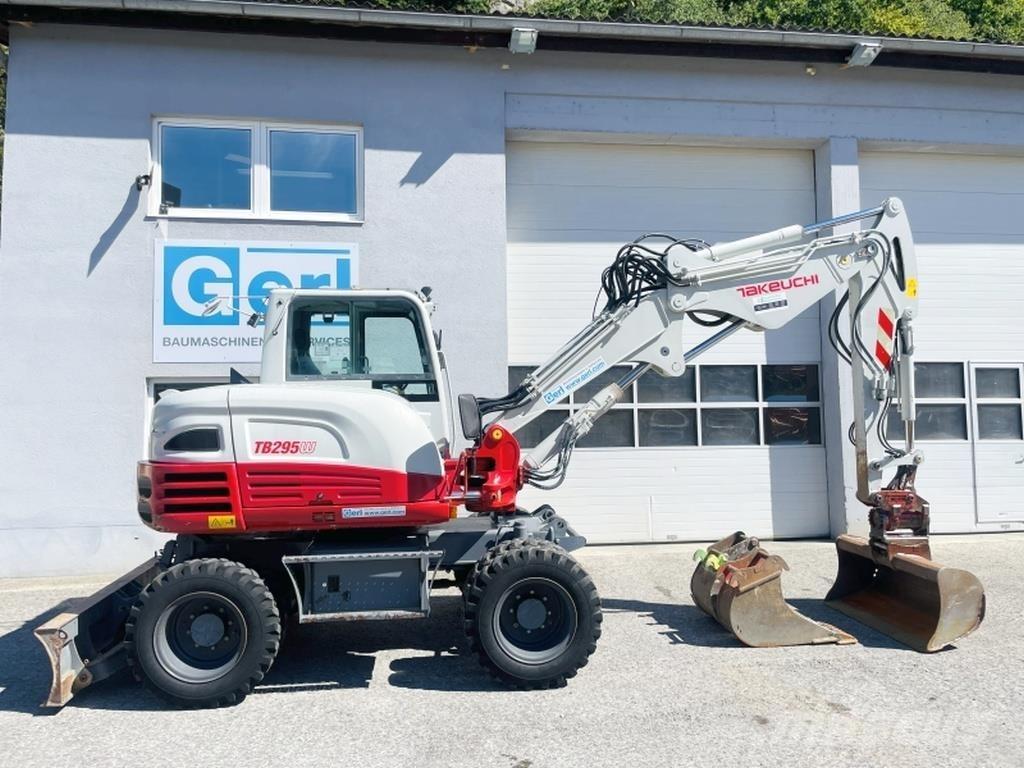 Takeuchi TB295W Bagri na kolesih