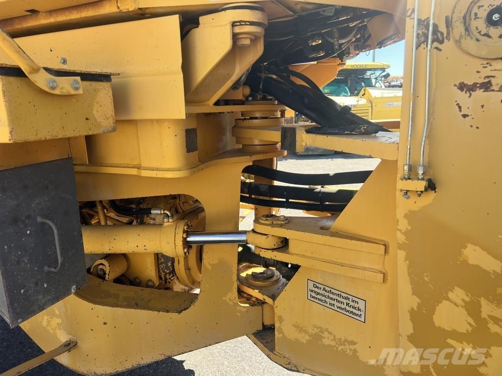Volvo L 150 Kolesni nakladalci