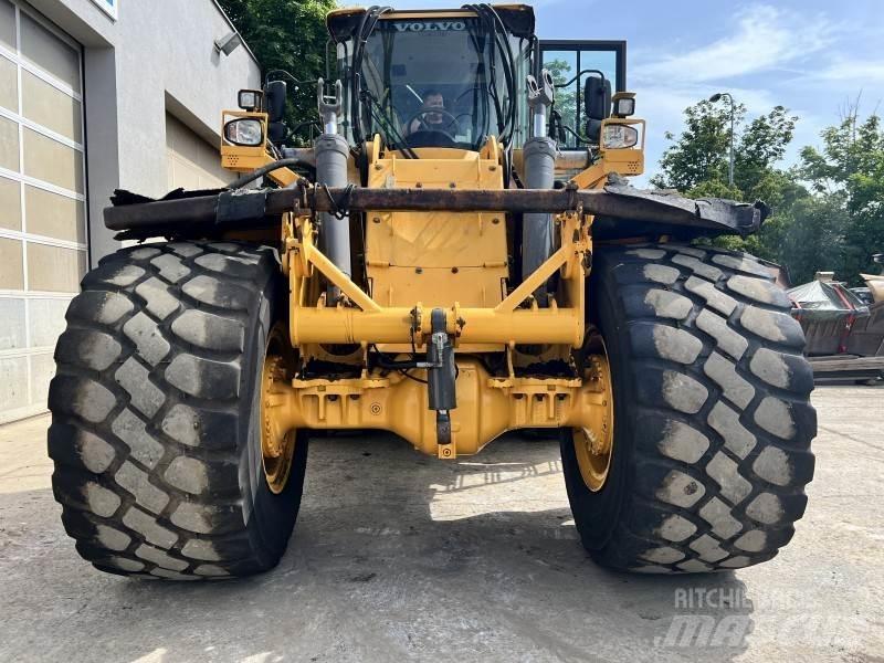 Volvo L 180 G HL Kolesni nakladalci