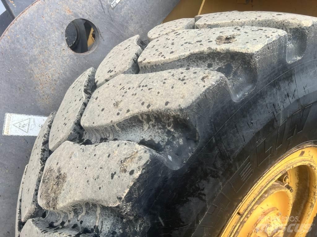 Volvo L 90 C Kolesni nakladalci