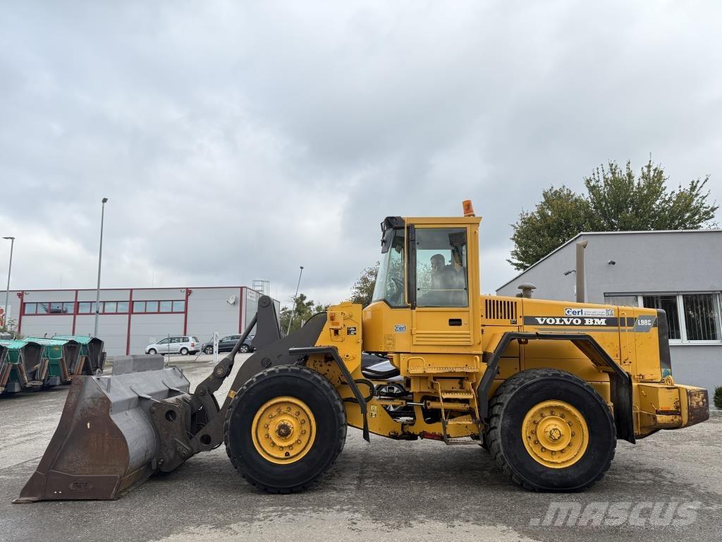 Volvo L 90 C Kolesni nakladalci