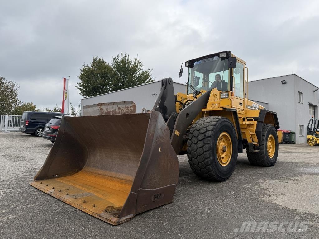 Volvo L 90 C Kolesni nakladalci