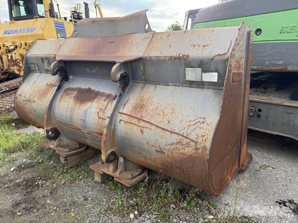 Volvo Schaufel 4,2 m³ Kolesni nakladalci