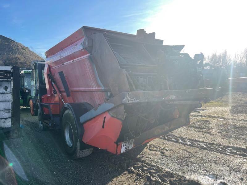 Kuhn SP 14 Mešalne hranilnice