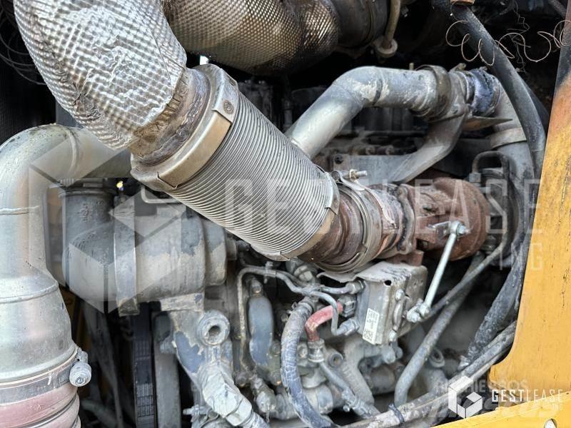 Liebherr LR636 Nakladalci goseničarji