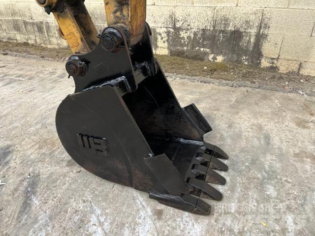 CAT 304E2 CR Mini bagri <7t