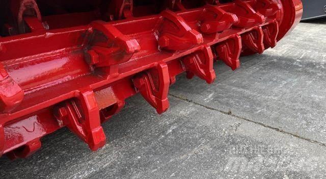 Fecon FTX148L Skid steer mini nakladalci