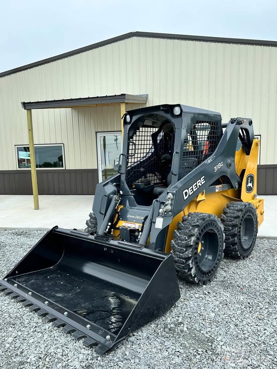John Deere 318G Skid steer mini nakladalci