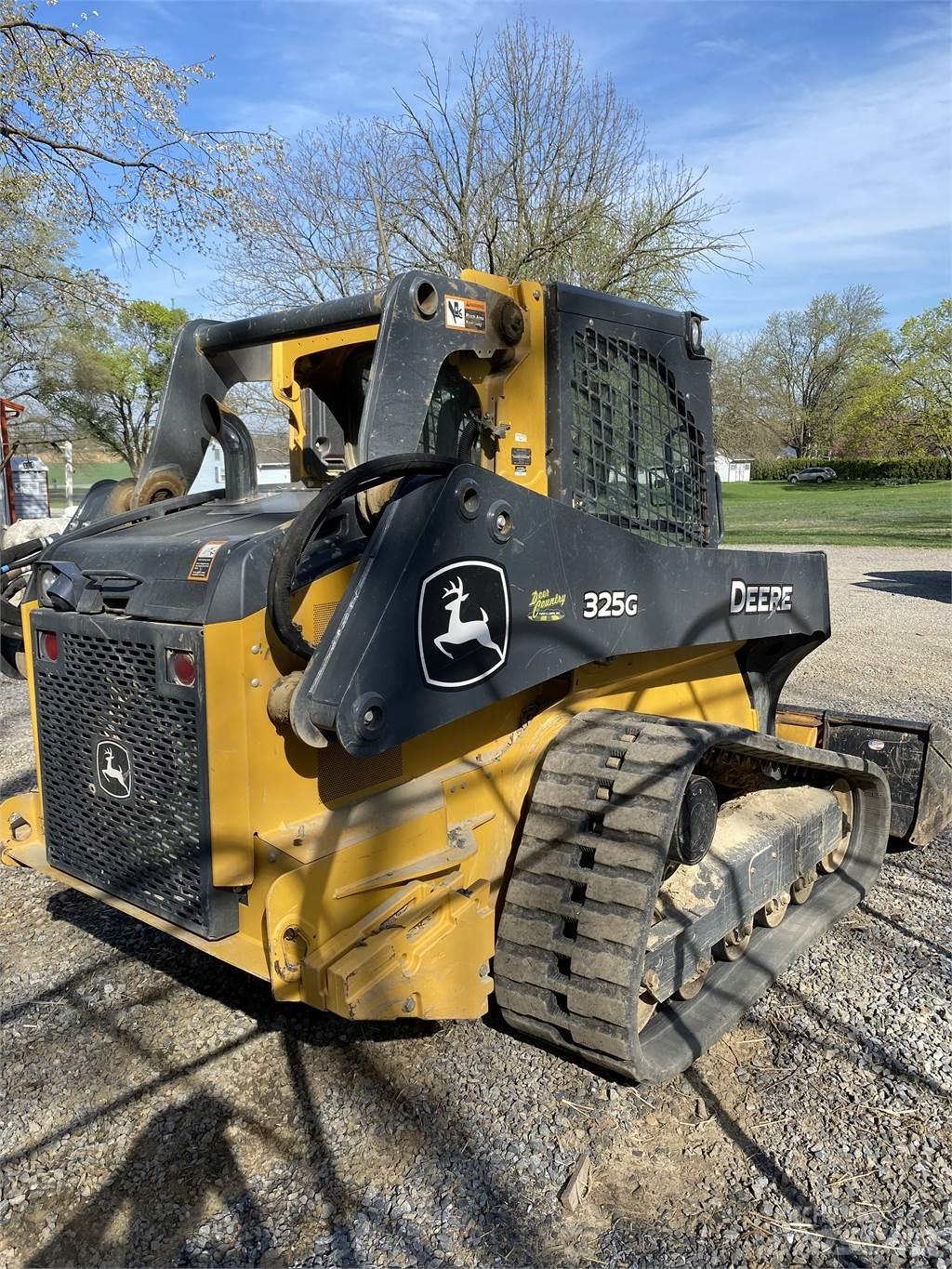 John Deere 325G Skid steer mini nakladalci