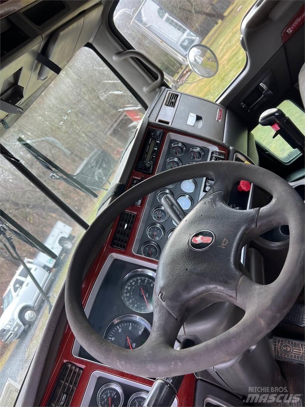 Kenworth T800 Drugo